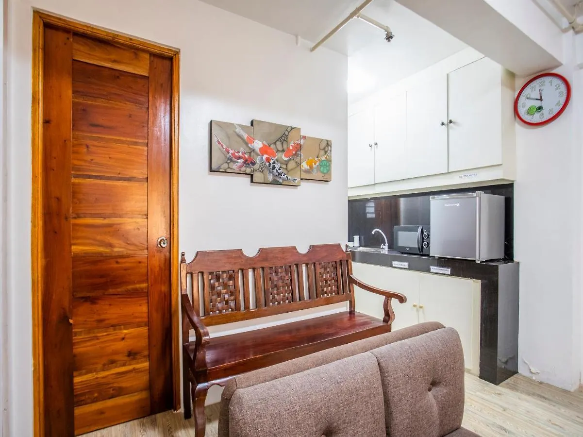 Hotel Capital O 806 Pattaui Residences Manila